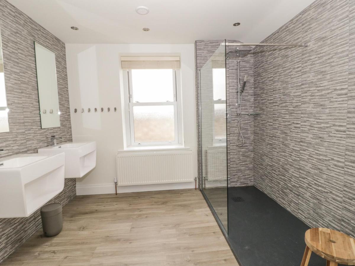 חלנדודנו Charnwood Villa מראה חיצוני תמונה