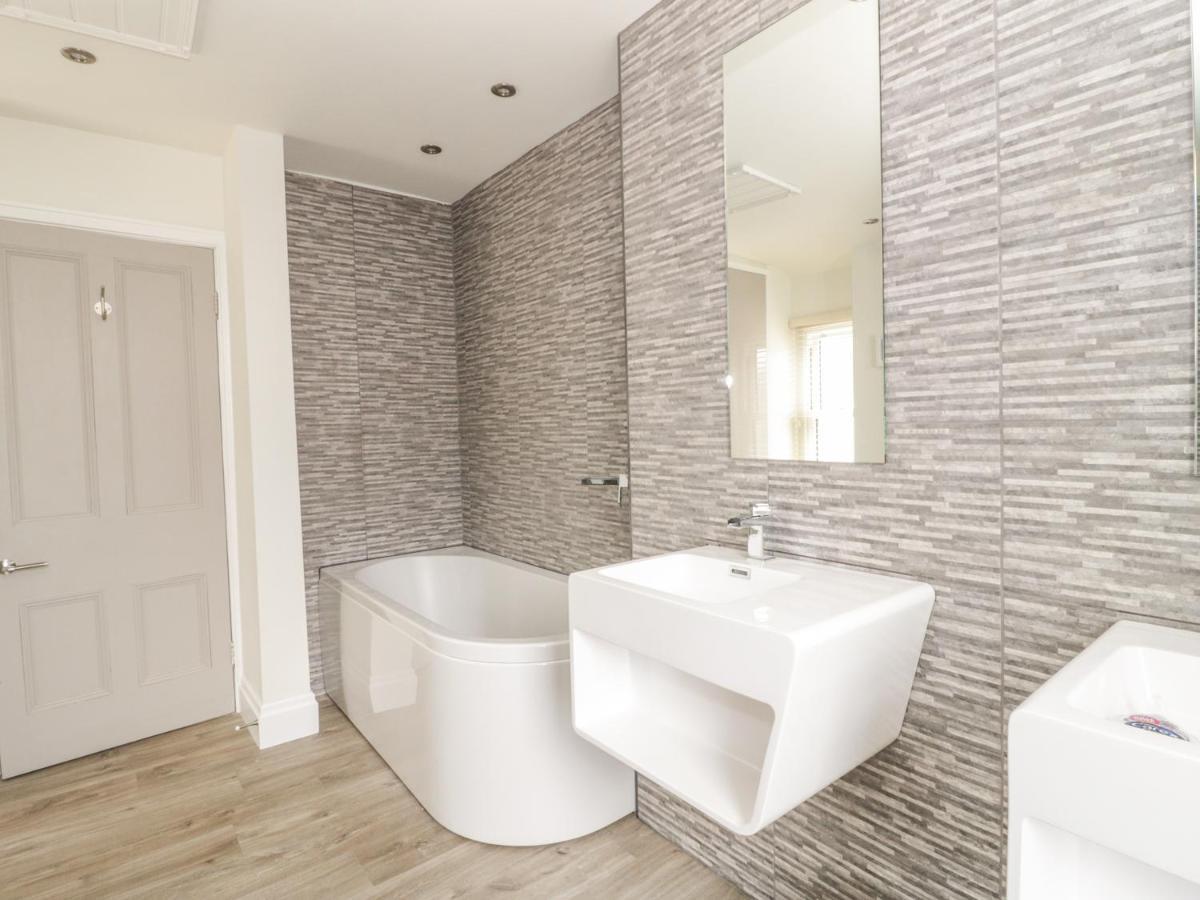 חלנדודנו Charnwood Villa מראה חיצוני תמונה